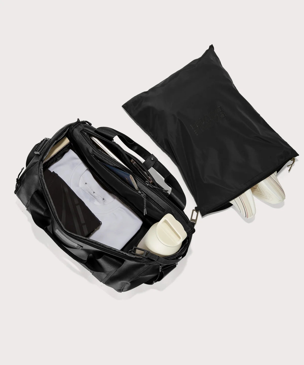 Denver Convertible Duffle in Onyx, Medium